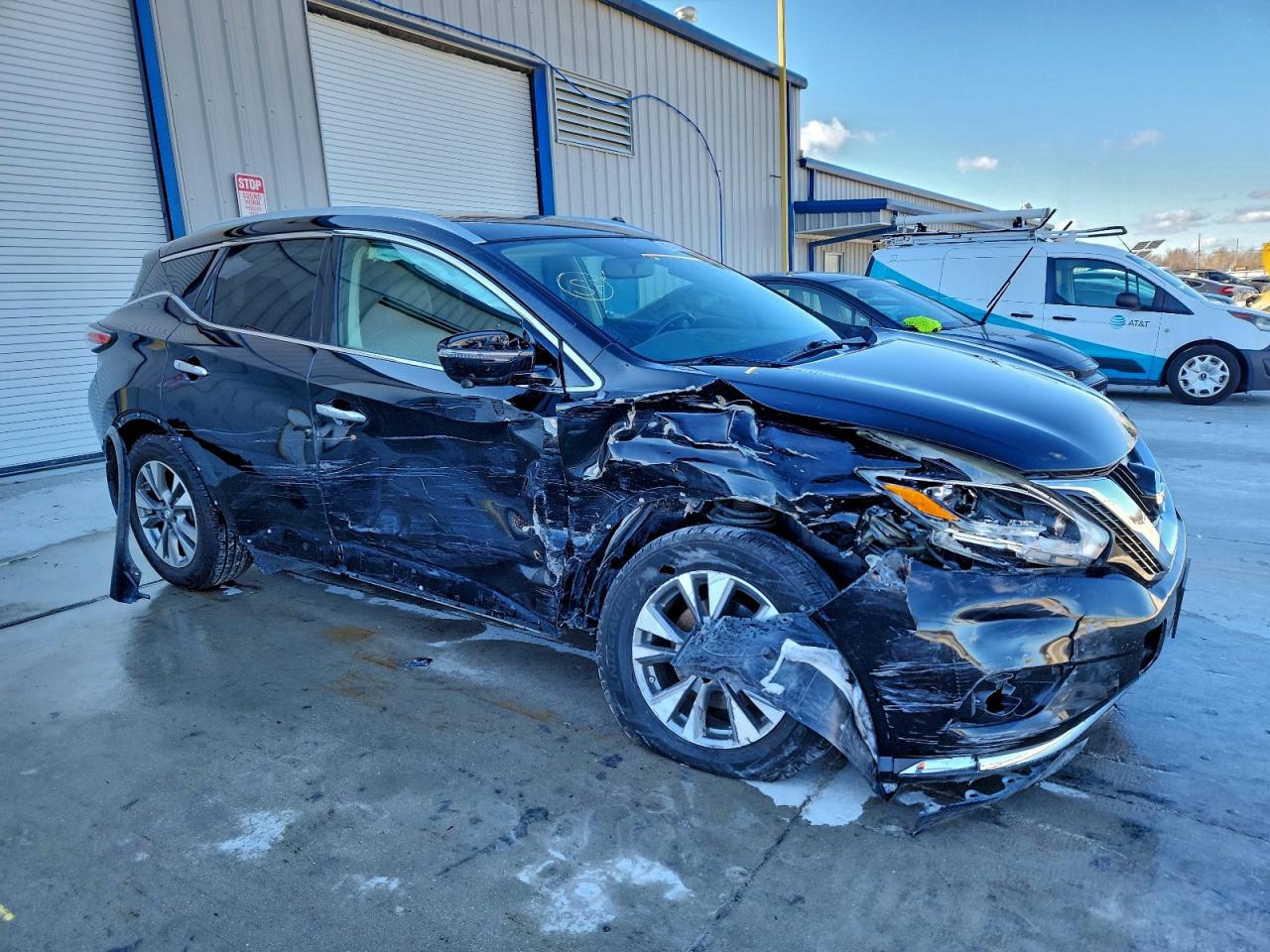 Nissan Murano S Image 12