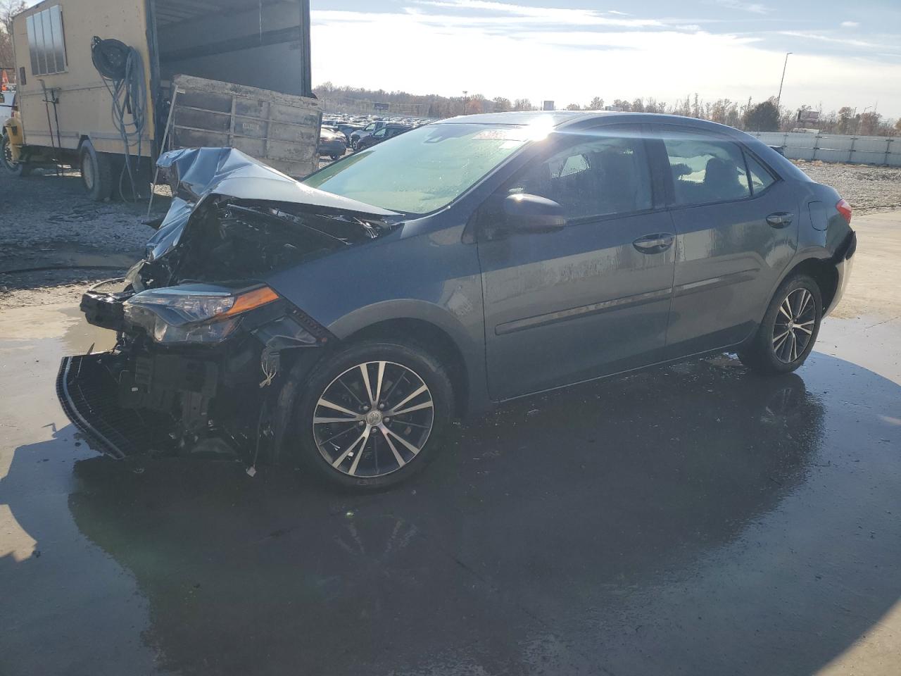 Toyota Corolla L Image 1