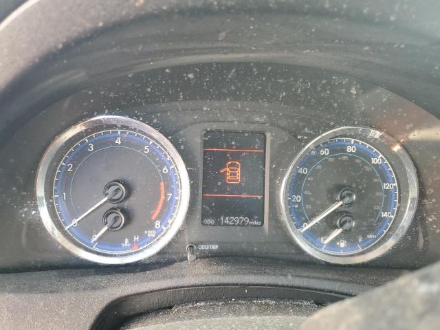 Toyota Corolla L Image 8