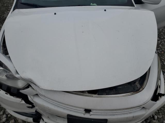 Dodge Dart Sxt Image 11