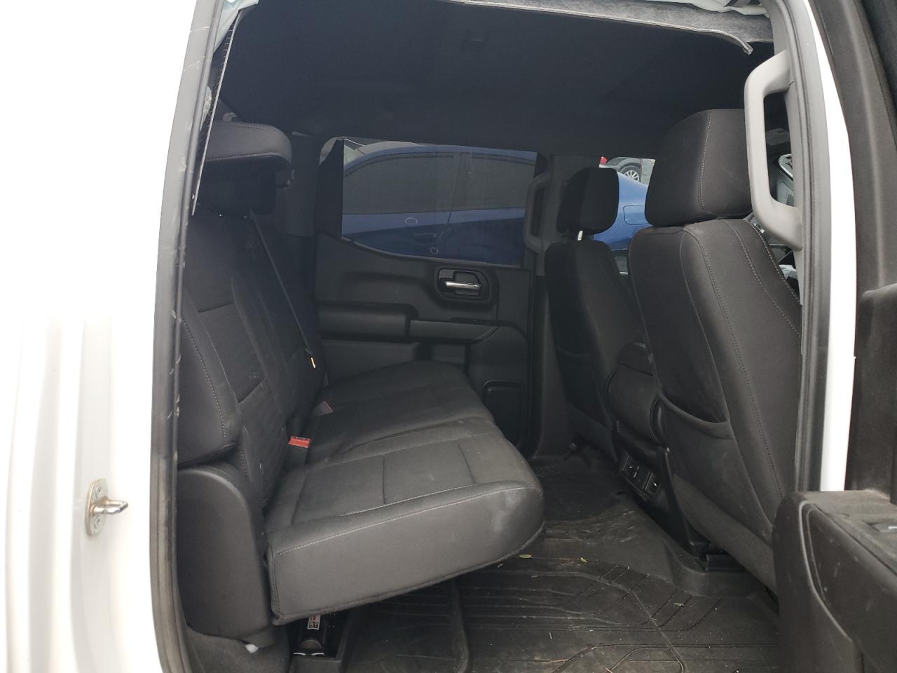 Chevrolet Silverado K1500 Custom Image 5