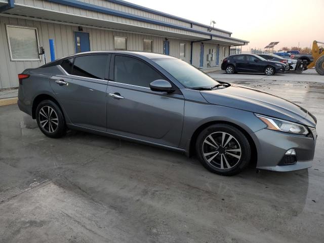 Nissan Altima S Image 3