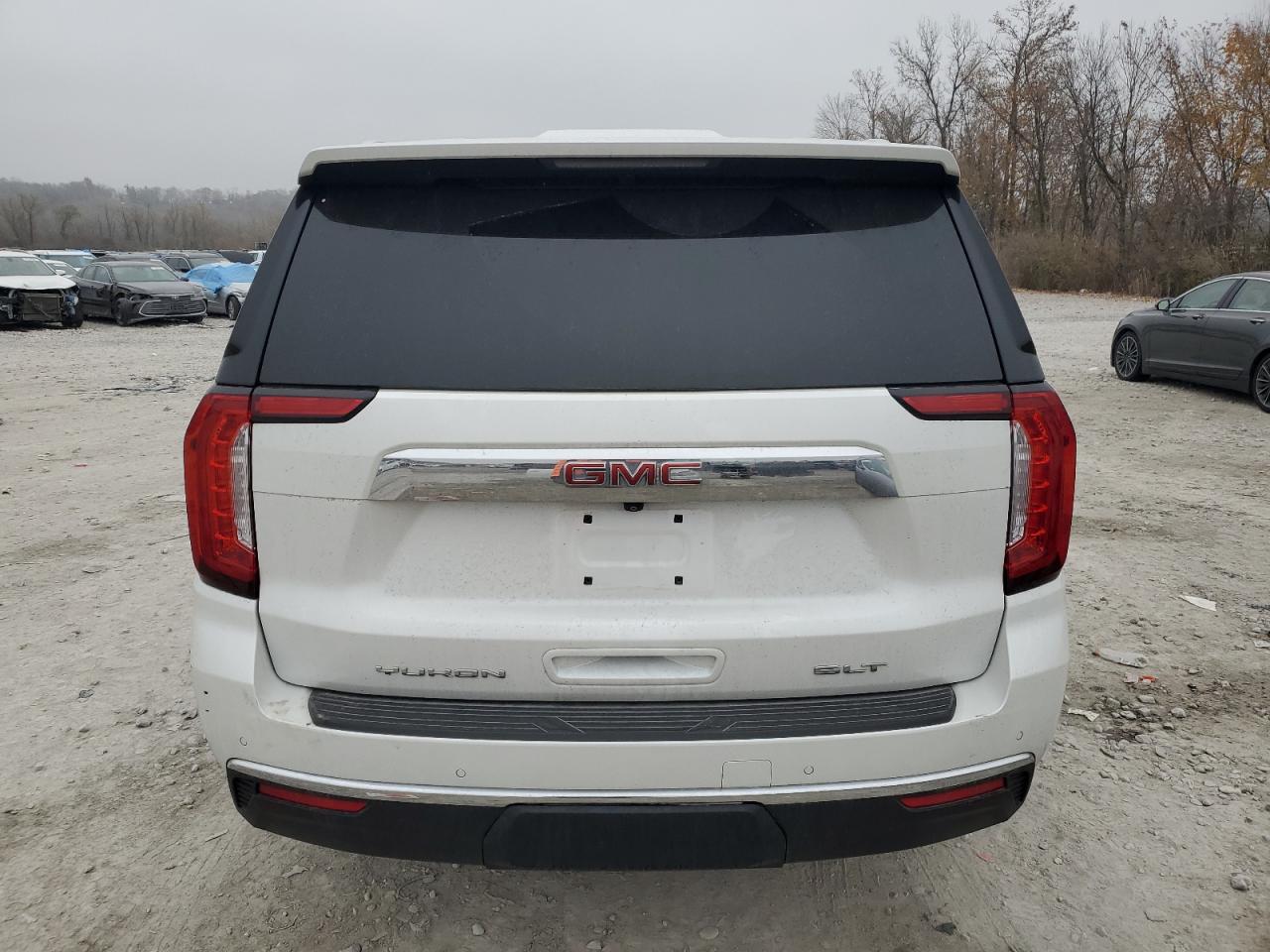 GMC Yukon Slt Image 4
