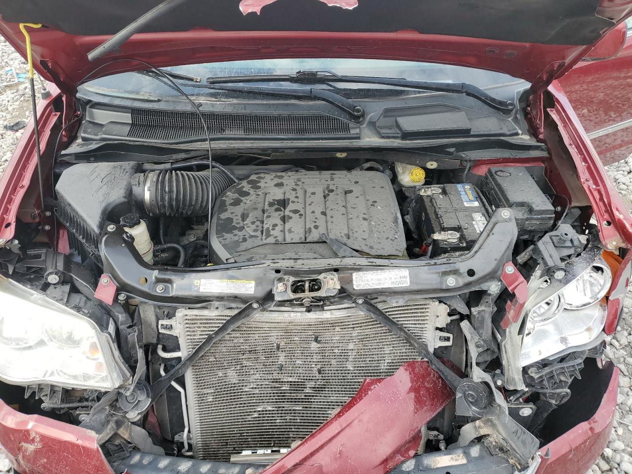 Chrysler Minivan Touring Image 11