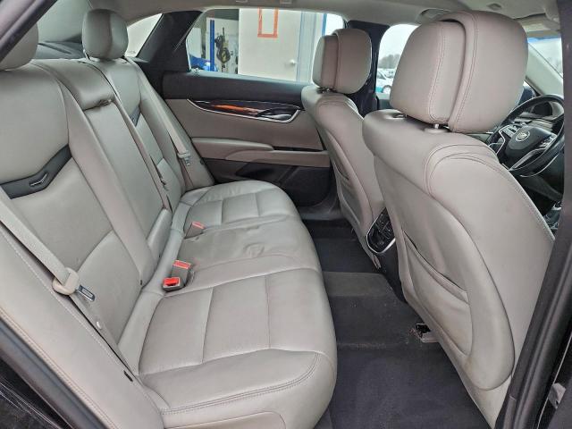 Cadillac XTS Luxury Collection Image 7