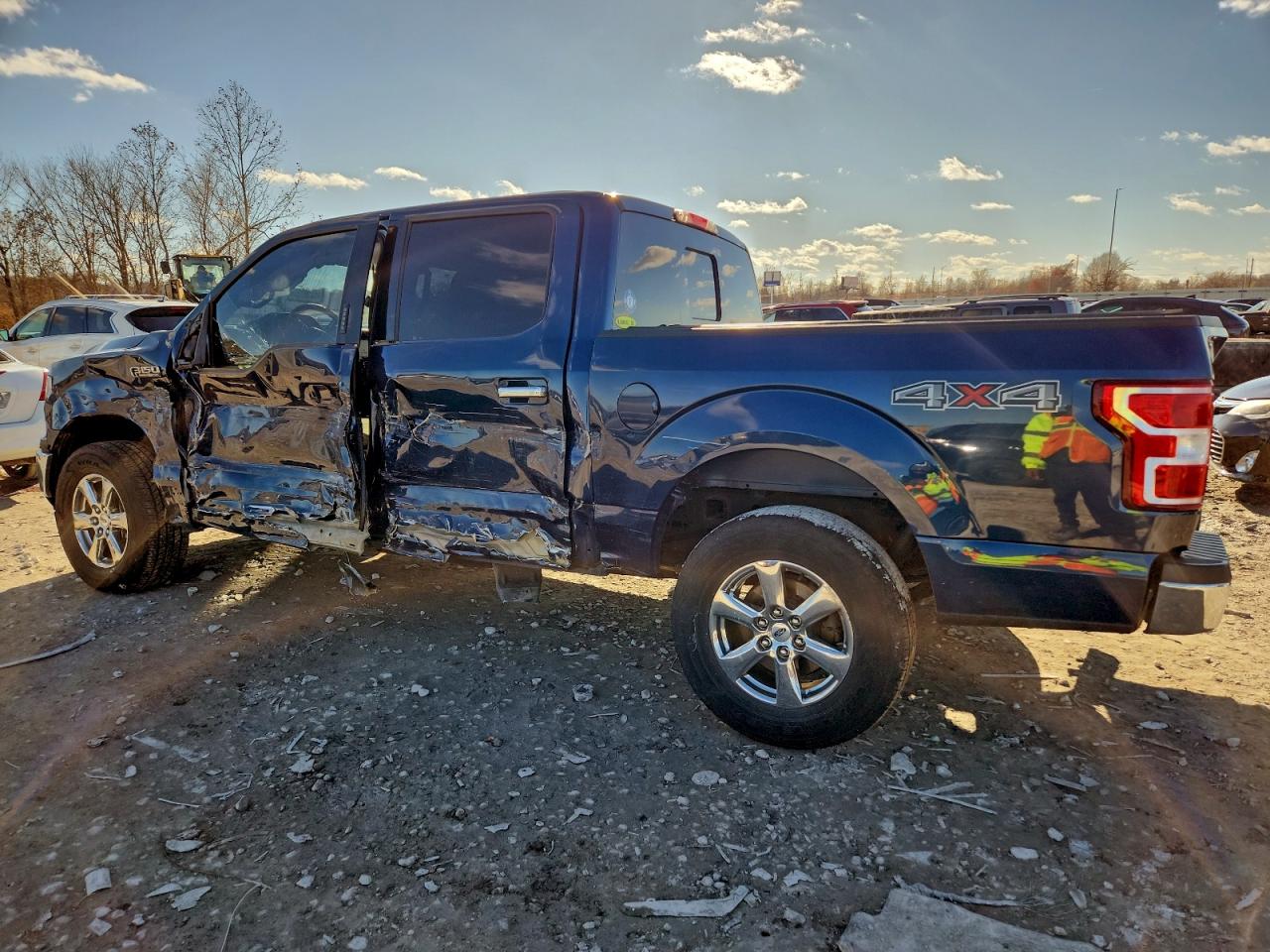 Ford F-150 Supercrew Image 12