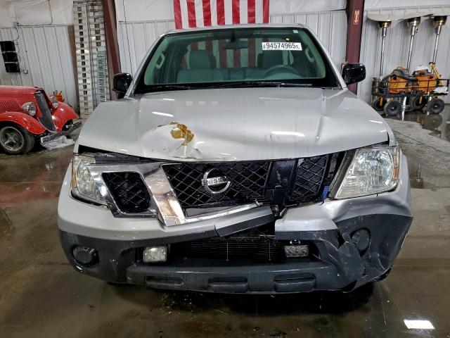 Nissan Frontier S Image 7