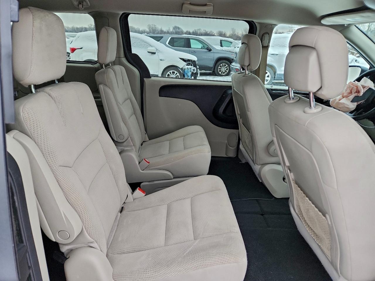 Dodge Caravan Se Image 9