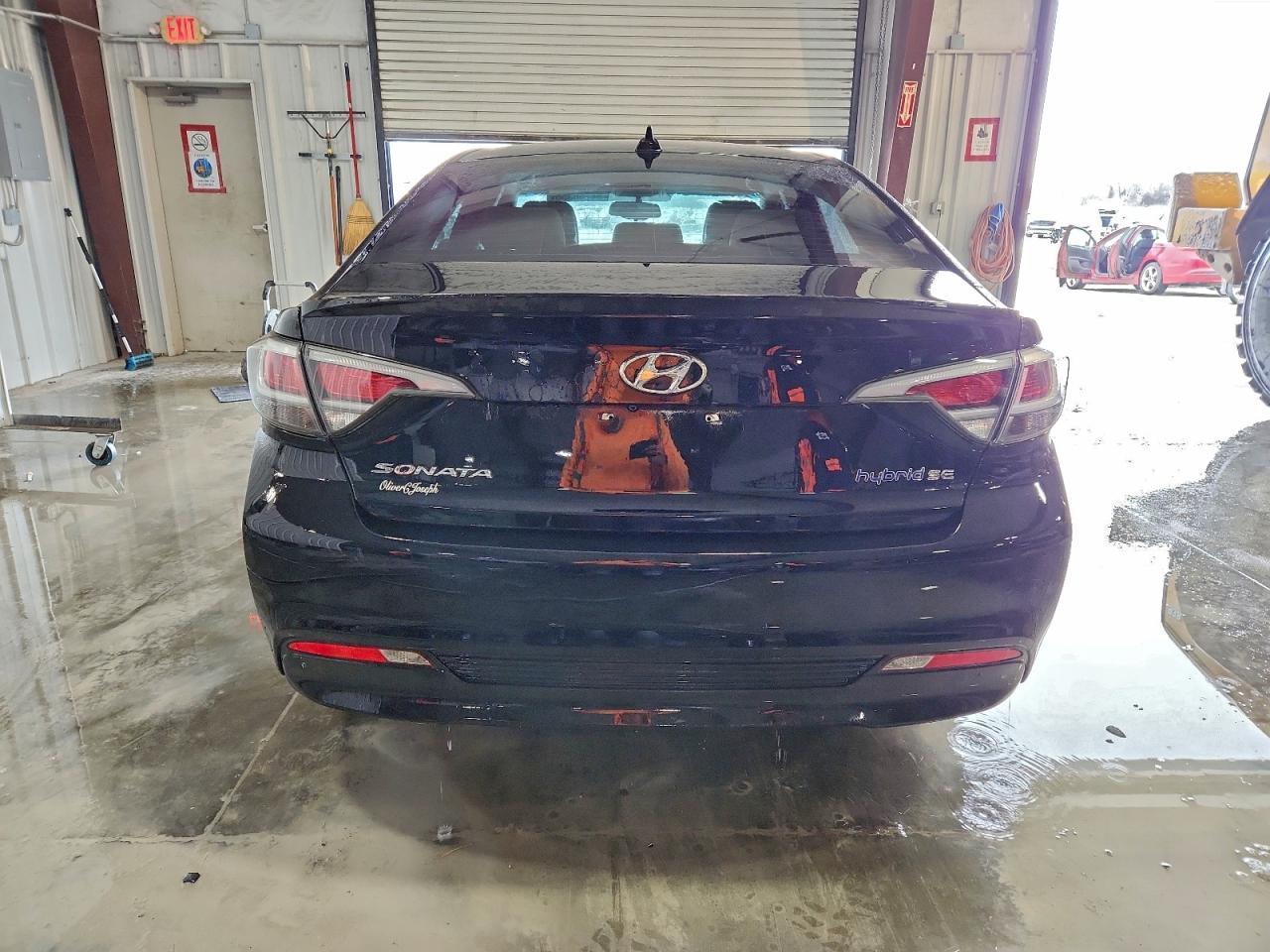 Hyundai SONATA Hybrid Image 12