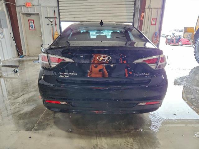 Hyundai SONATA Hybrid Image 12