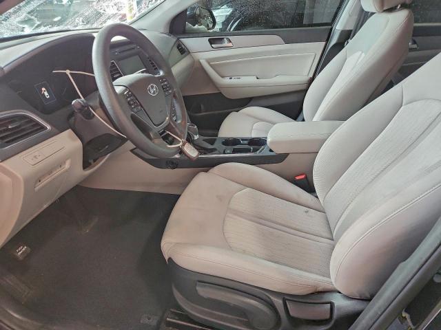 Hyundai SONATA Hybrid Image 4