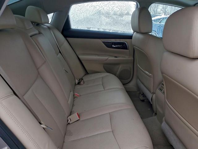 Nissan Altima 2.5 Image 8