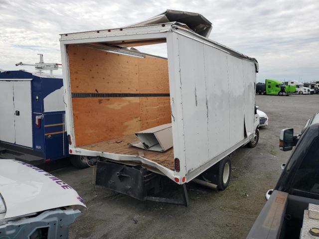 Ford Econoline E350 Super Duty Cutaway Van Image 2