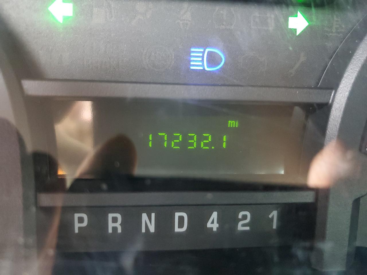 Ford Econoline E350 Super Duty Cutaway Van Image 4