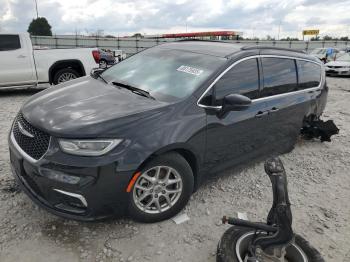  Salvage Chrysler Pacifica