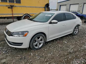  Salvage Volkswagen Passat