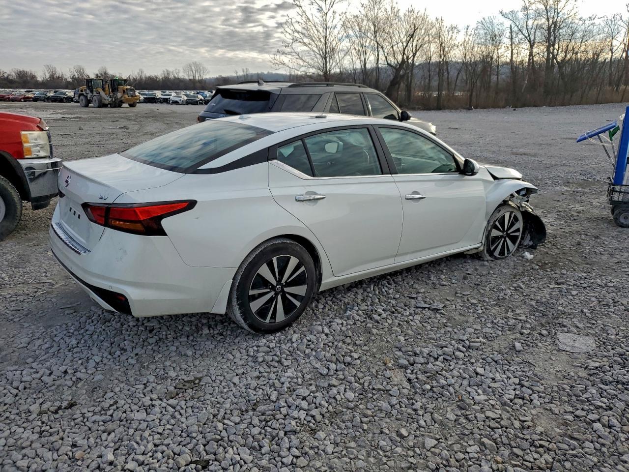 Nissan Altima Sv Image 9