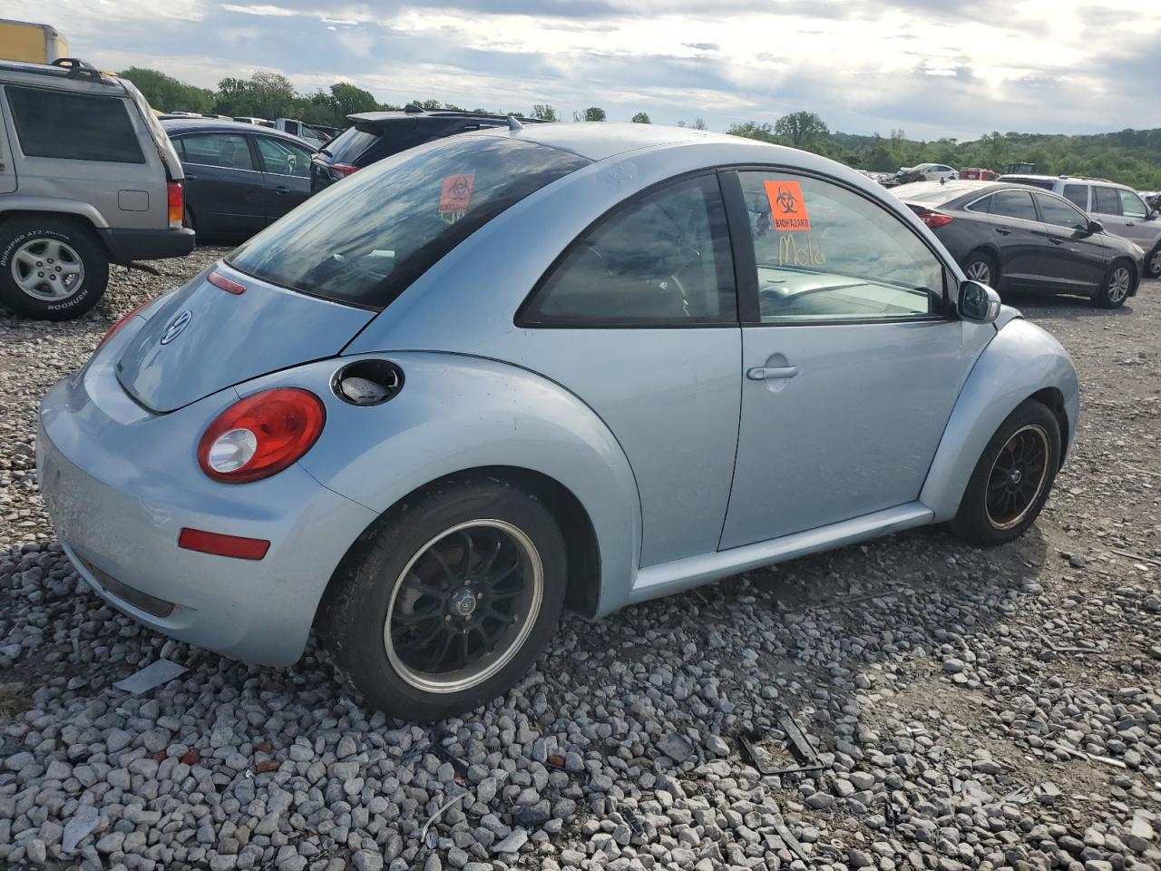 Volkswagen Beetle Image 4