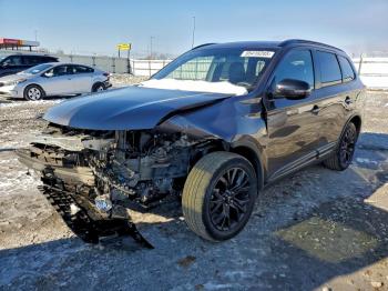  Salvage Mitsubishi Outlander