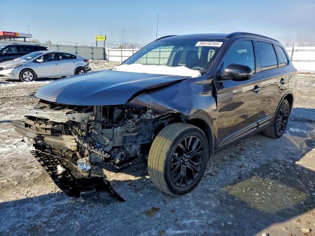  Salvage Mitsubishi Outlander