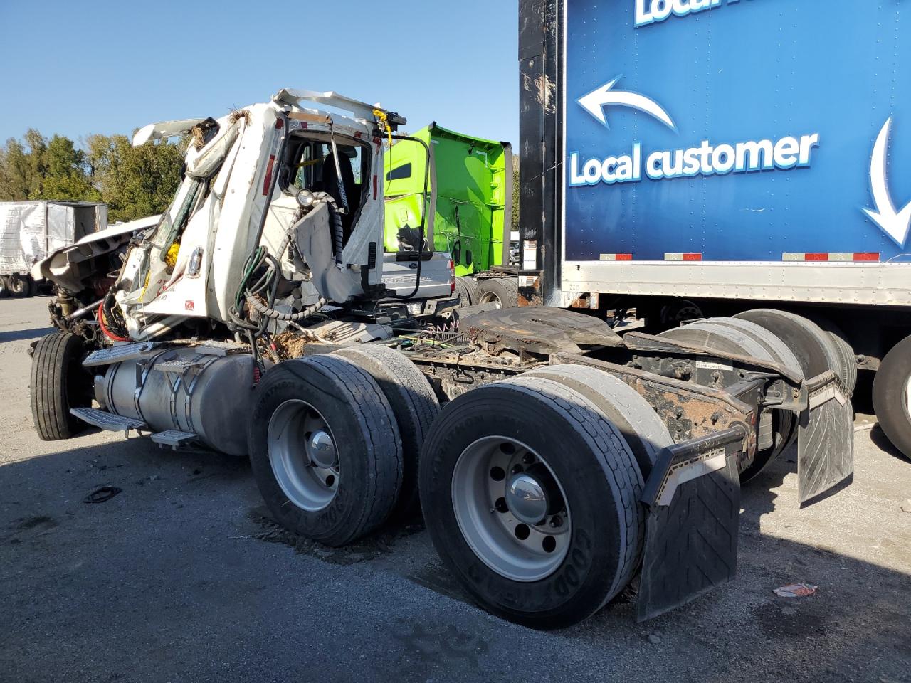 International Prostar Image 3