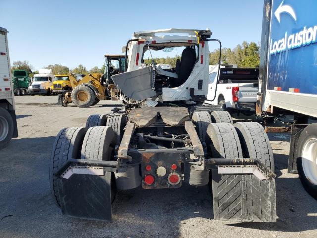 International Prostar Image 8