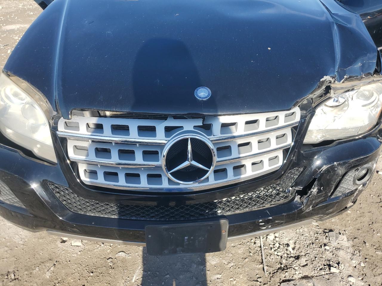 Mercedes-Benz M-Class 350 4matic Image 10