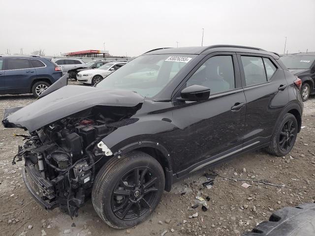 Salvage Nissan Kicks