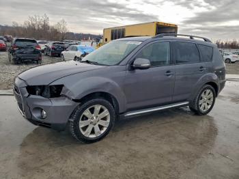  Salvage Mitsubishi Outlander