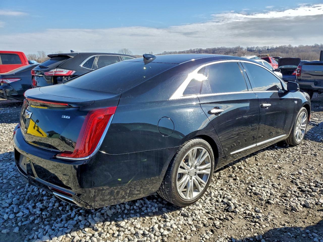 Cadillac XTS Luxury Image 12