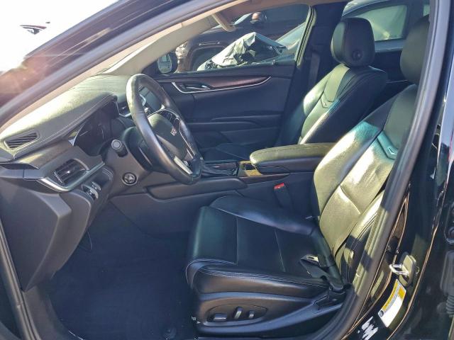 Cadillac XTS Luxury Image 6