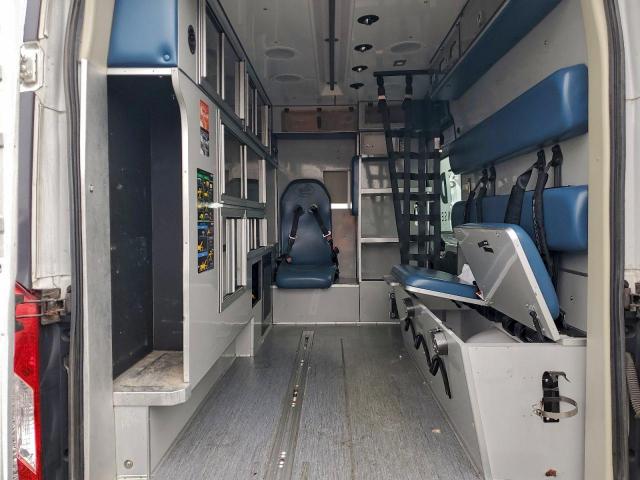 Ford Transit T-350 Image 3