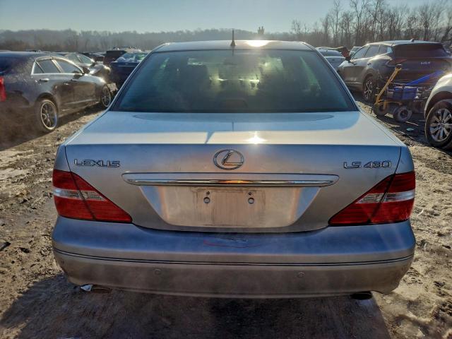 Lexus LS 430 Image 4