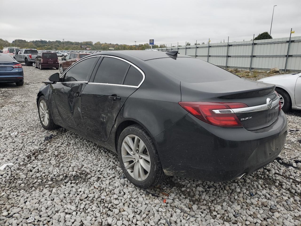 Buick Regal Premium Image 2