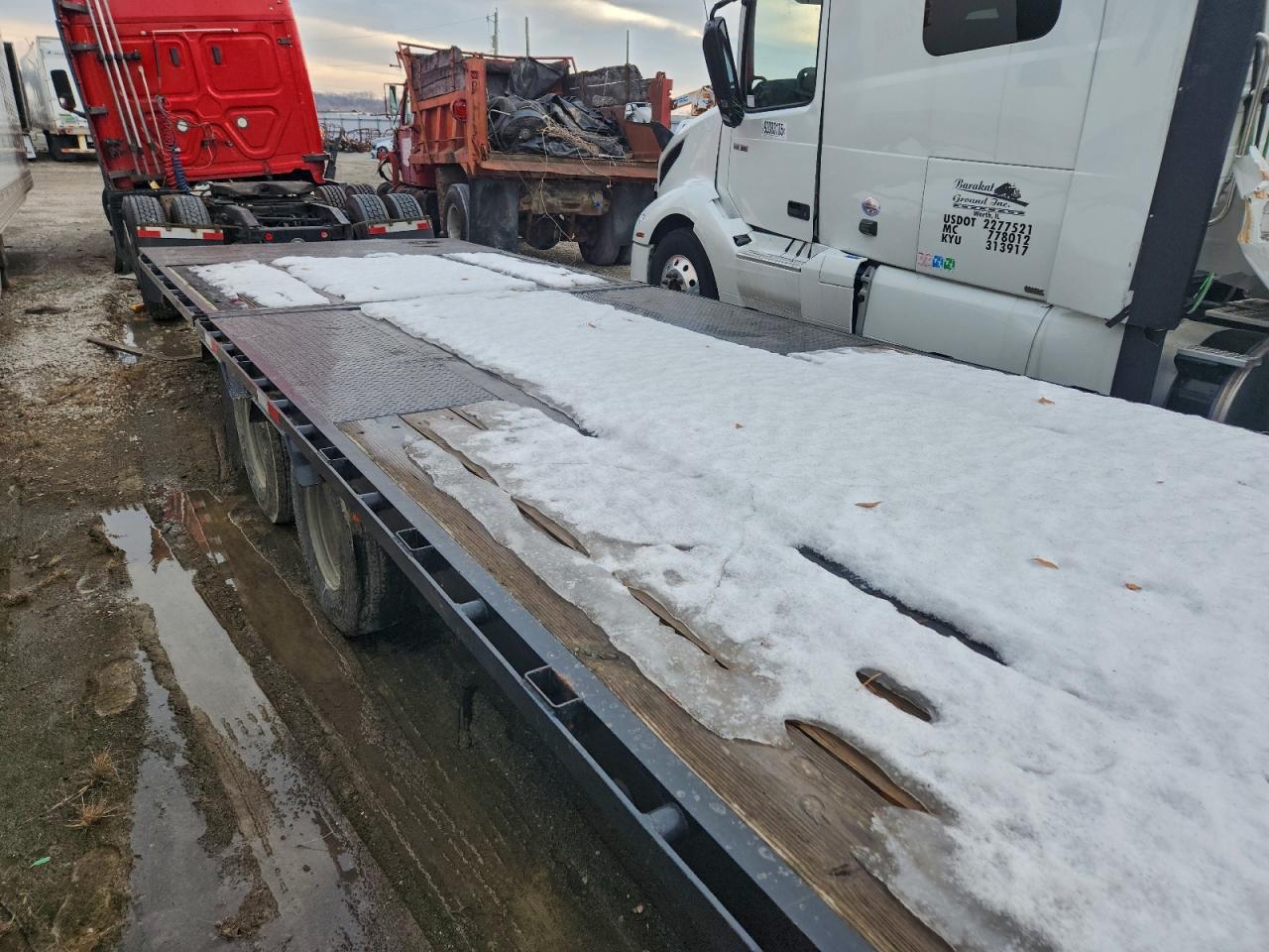 Load Trail 102x32 Hyd Image 9