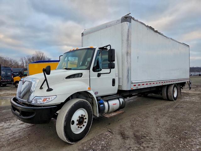 International 4000 4300 Image 2