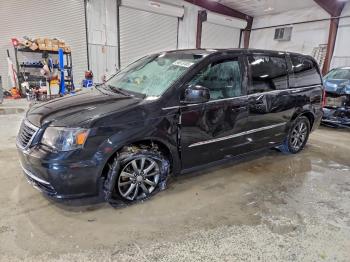  Salvage Chrysler Minivan