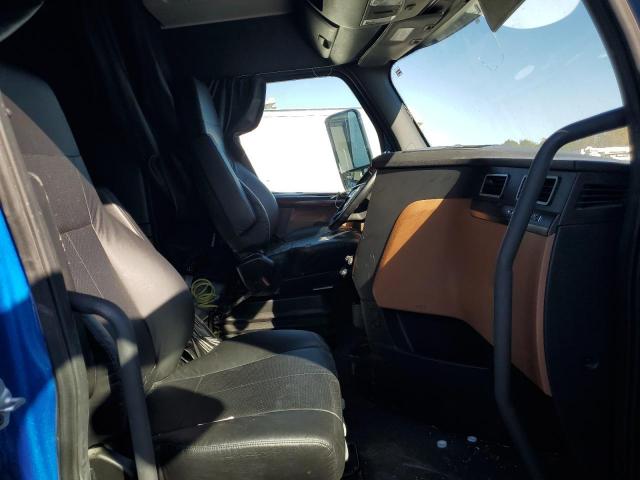 Freightliner Cascadia 1 Image 10