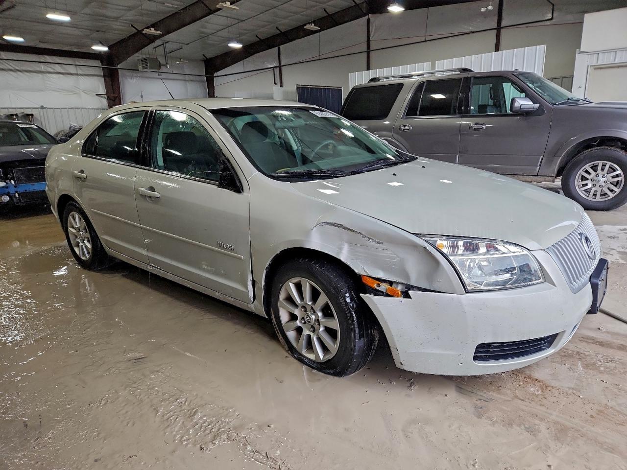 Mercury Milan Image 4