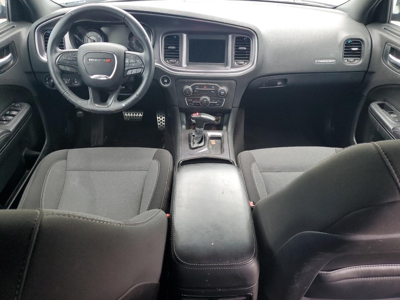 Dodge Charger Sxt Image 8