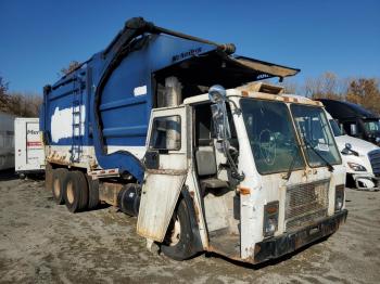  Salvage Mack 600 Le600