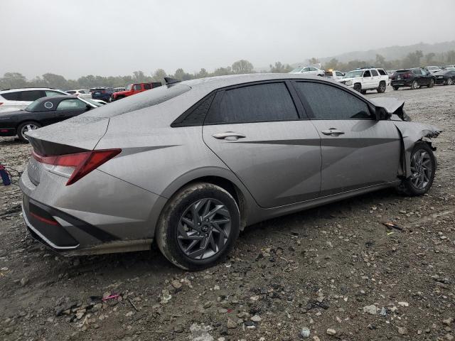 Hyundai ELANTRA Sel Image 4