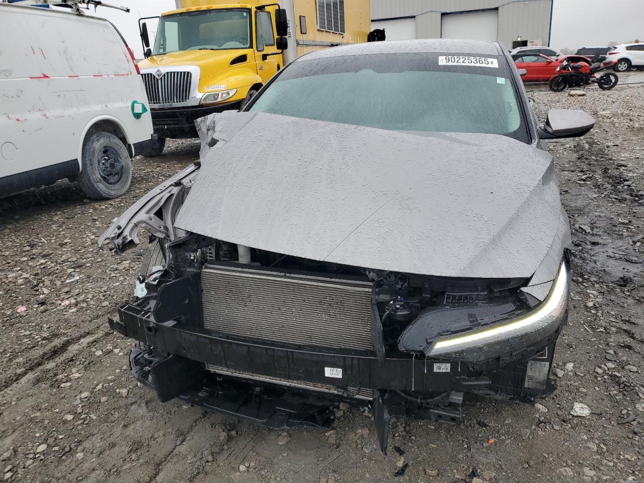 Hyundai ELANTRA Sel Image 2