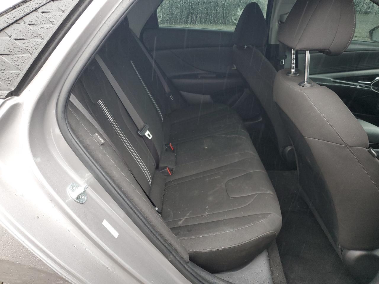 Hyundai ELANTRA Sel Image 11