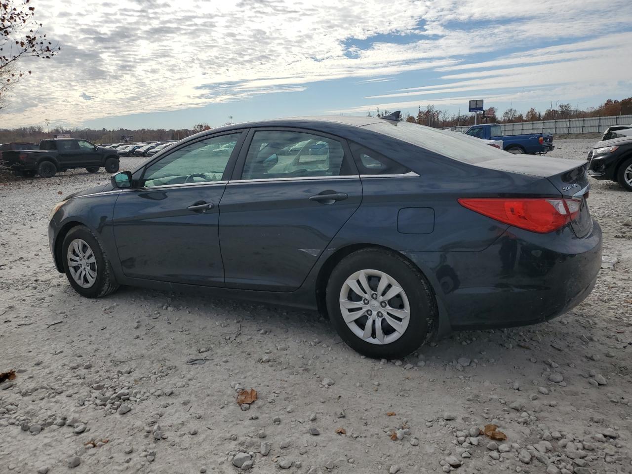 Hyundai SONATA Gls Image 8