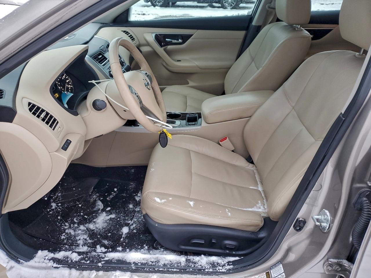 Nissan Altima 2.5 Image 12