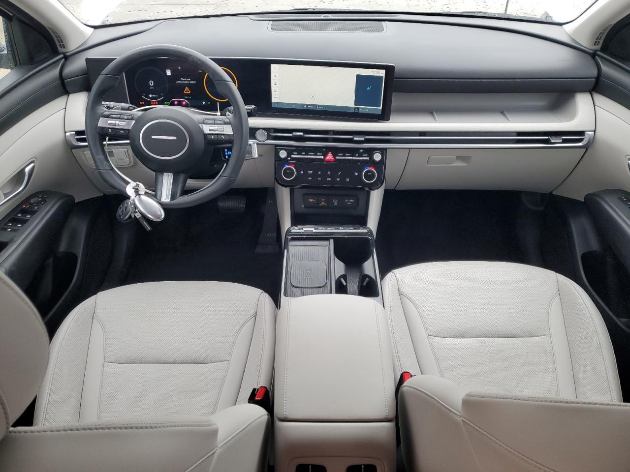 Hyundai TUCSON Sel Convenience Image 9