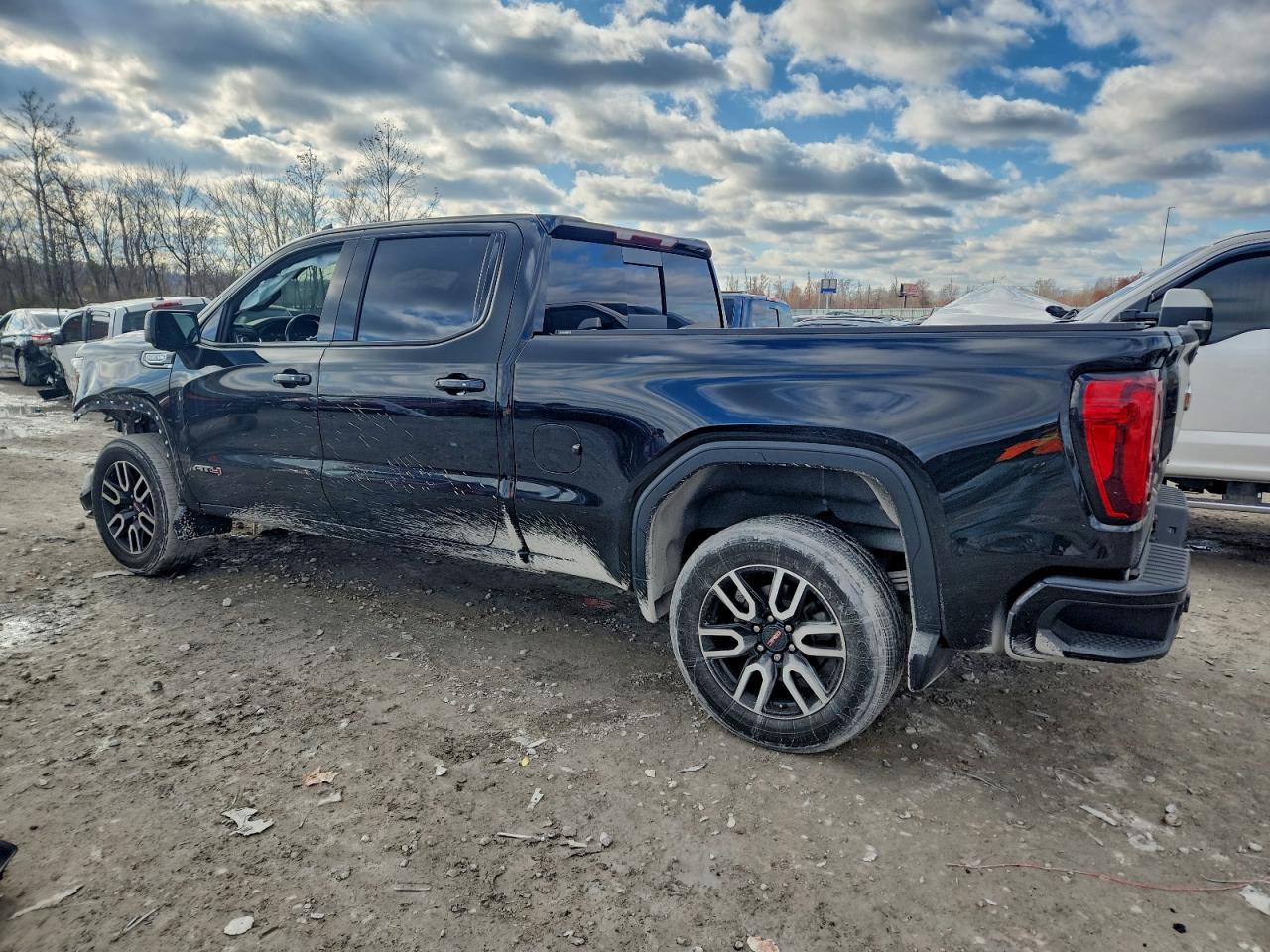 GMC Sierra K1500 At4 Image 6