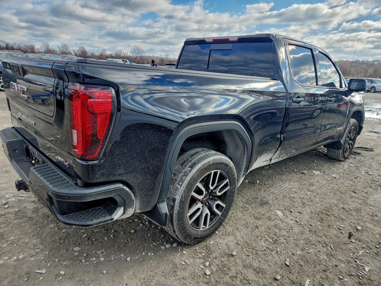 GMC Sierra K1500 At4 Image 4