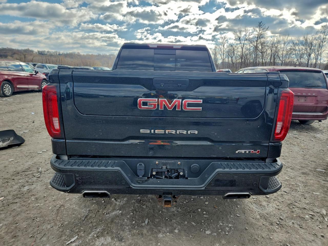 GMC Sierra K1500 At4 Image 5